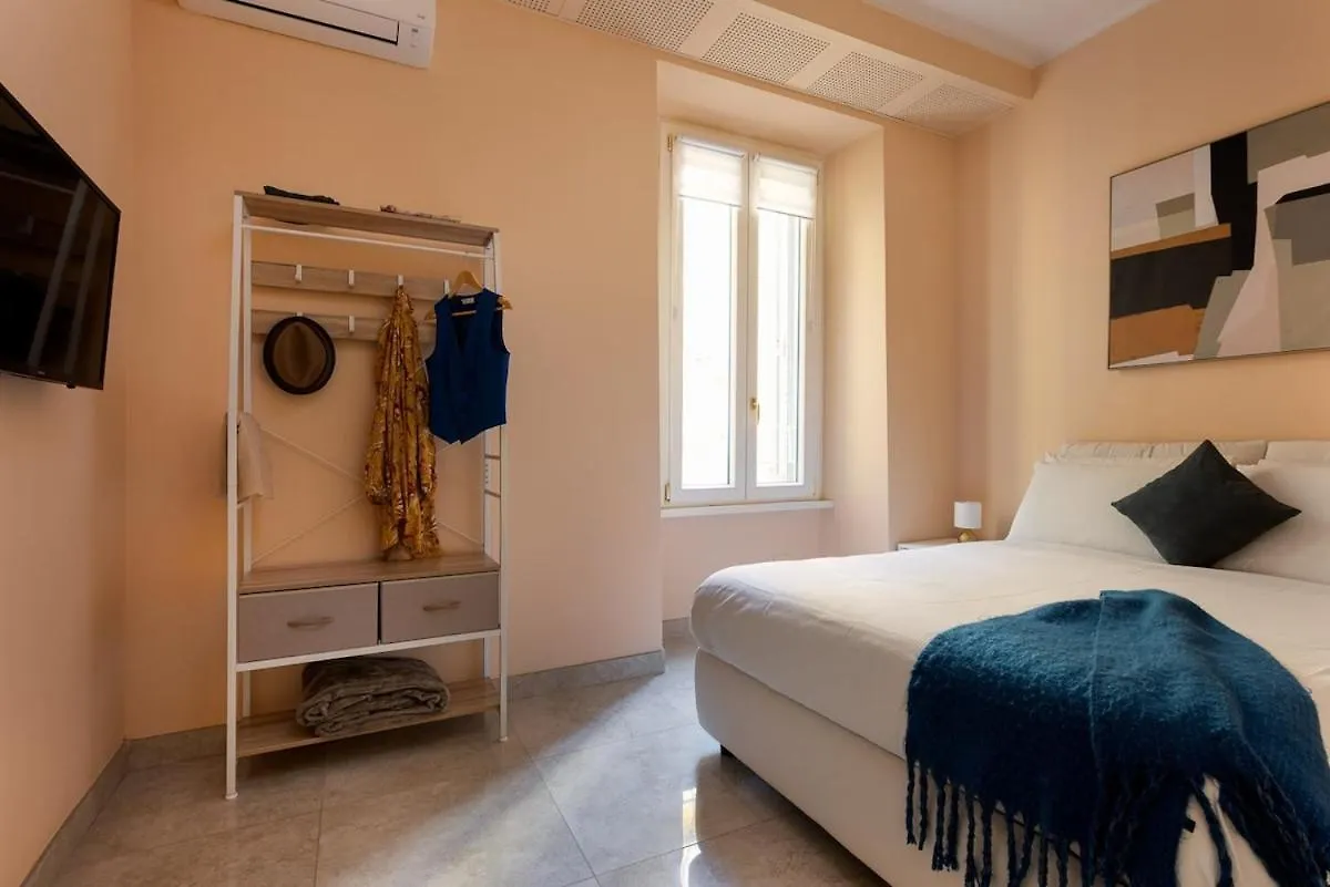 Idyllia - Spacious Bright Flat Rome 0*,  Italy