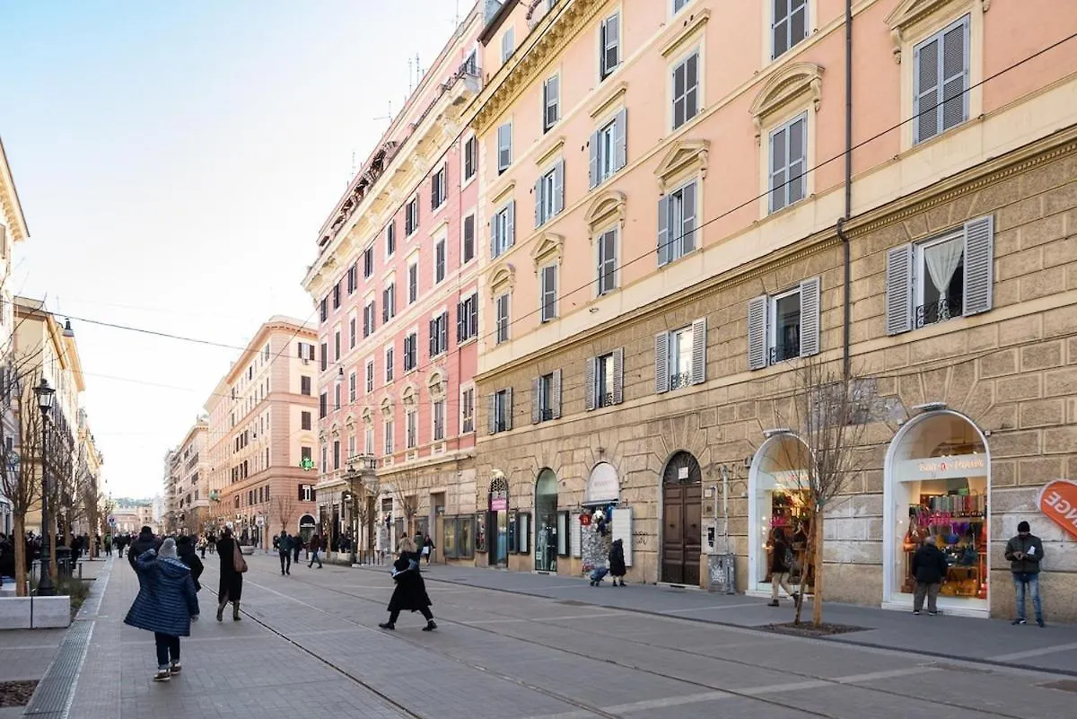 Apartment Idyllia - Spacious Bright Flat Rome Italy