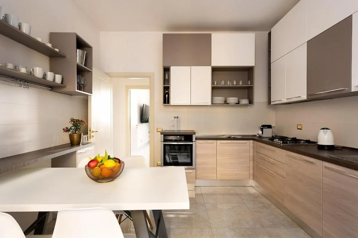 Apartment Idyllia - Spacious Bright Flat Rome